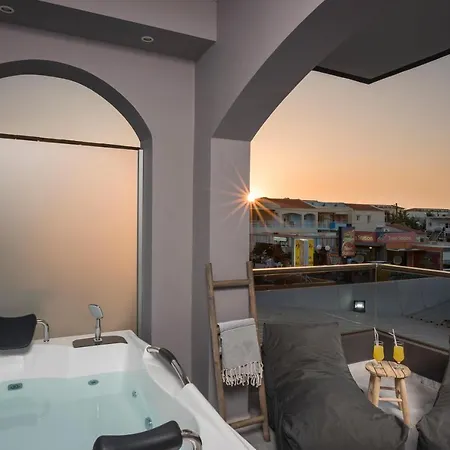 Sun Ray Luxury Aparthotel