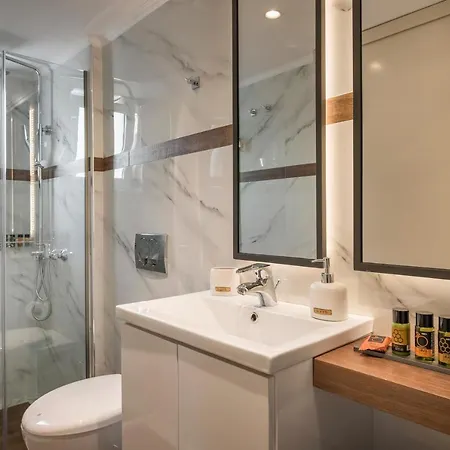 Aparthotel Sun Ray Luxury 2*