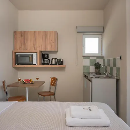Sun Ray Luxury Aparthotel Agia Marina (Crete)