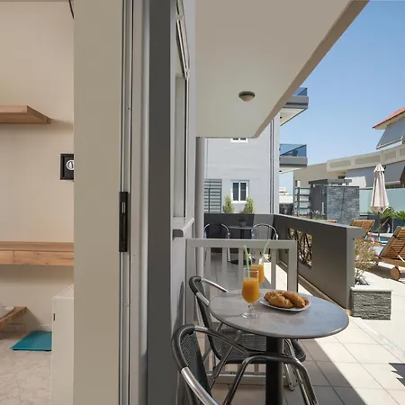Sun Ray Luxury Aparthotel Agia Marina (Crete)